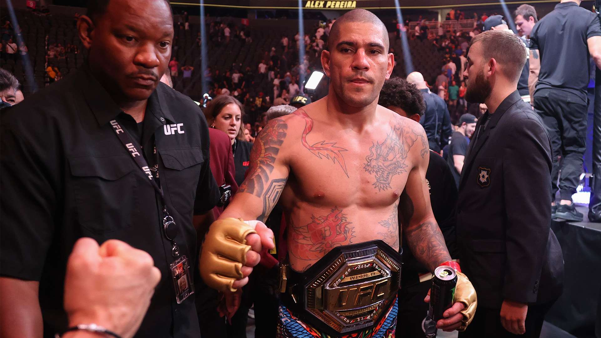 加强中场控 加强中场控